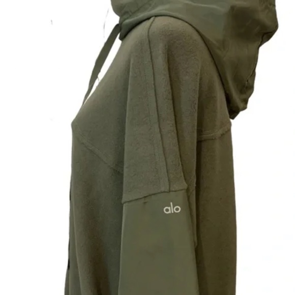 ALO YOGA Olive Green Long Sleeve Hoodie oversized - Picture 2 of 4